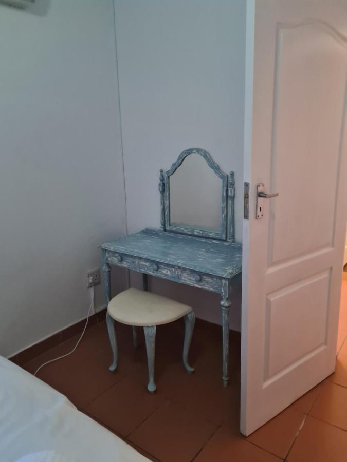 Indaba Manor On 413 Owen Ellis Dr Hotel Порт Едуард Екстериор снимка